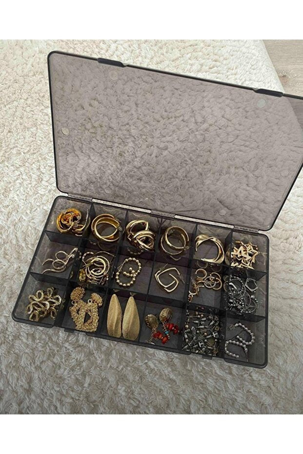18 Slot Jewelry Organizer