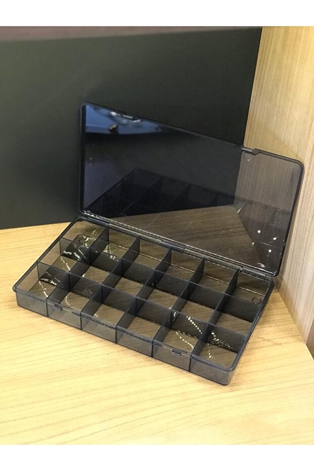 18 Slot Jewelry Organizer